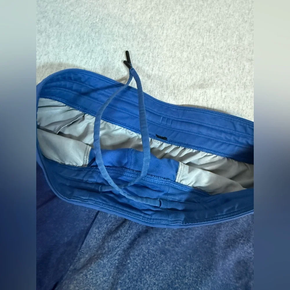 Lululemon Men's‎ Unlined Shorts – Blue Patterned 🩵🏃♂️